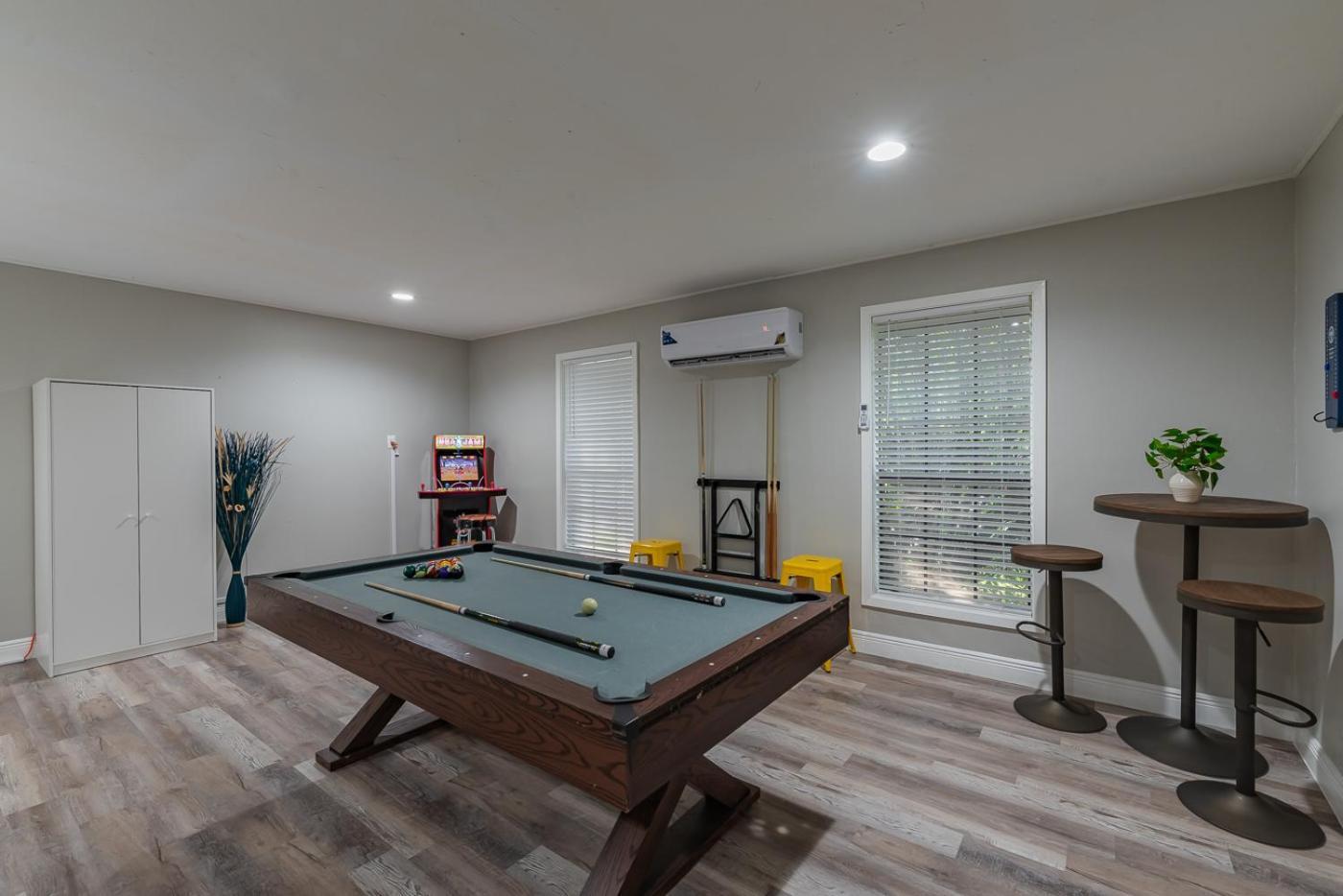 סן אנטוניו Fun 'N Sun Heated Pool & Gameroom By Fiesta Texas מראה חיצוני תמונה