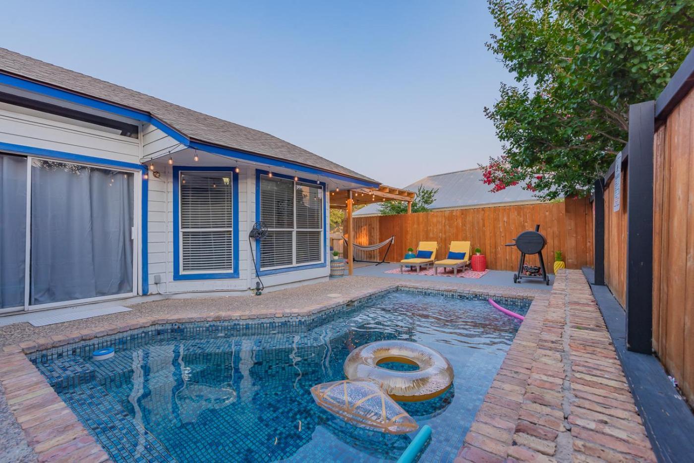 סן אנטוניו Fun 'N Sun Heated Pool & Gameroom By Fiesta Texas מראה חיצוני תמונה